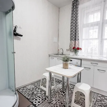 2beds Vintage Historical Center Apartment